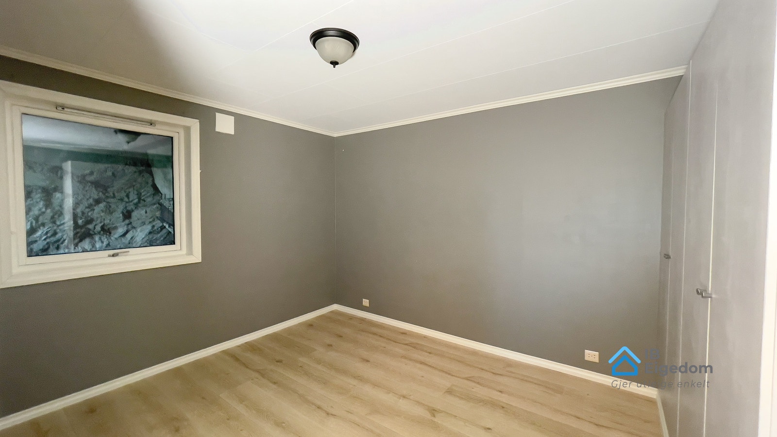 Soverom 10m² Galleribilde