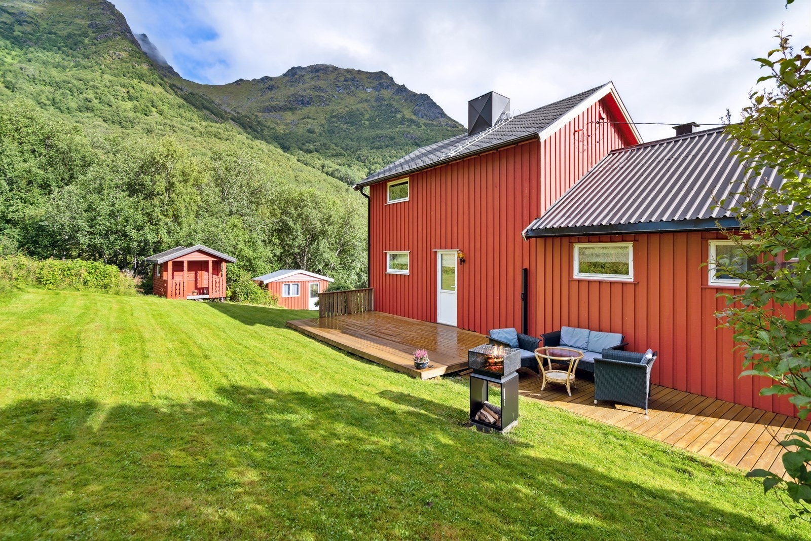 Uteområde mot vest Galleribilde
