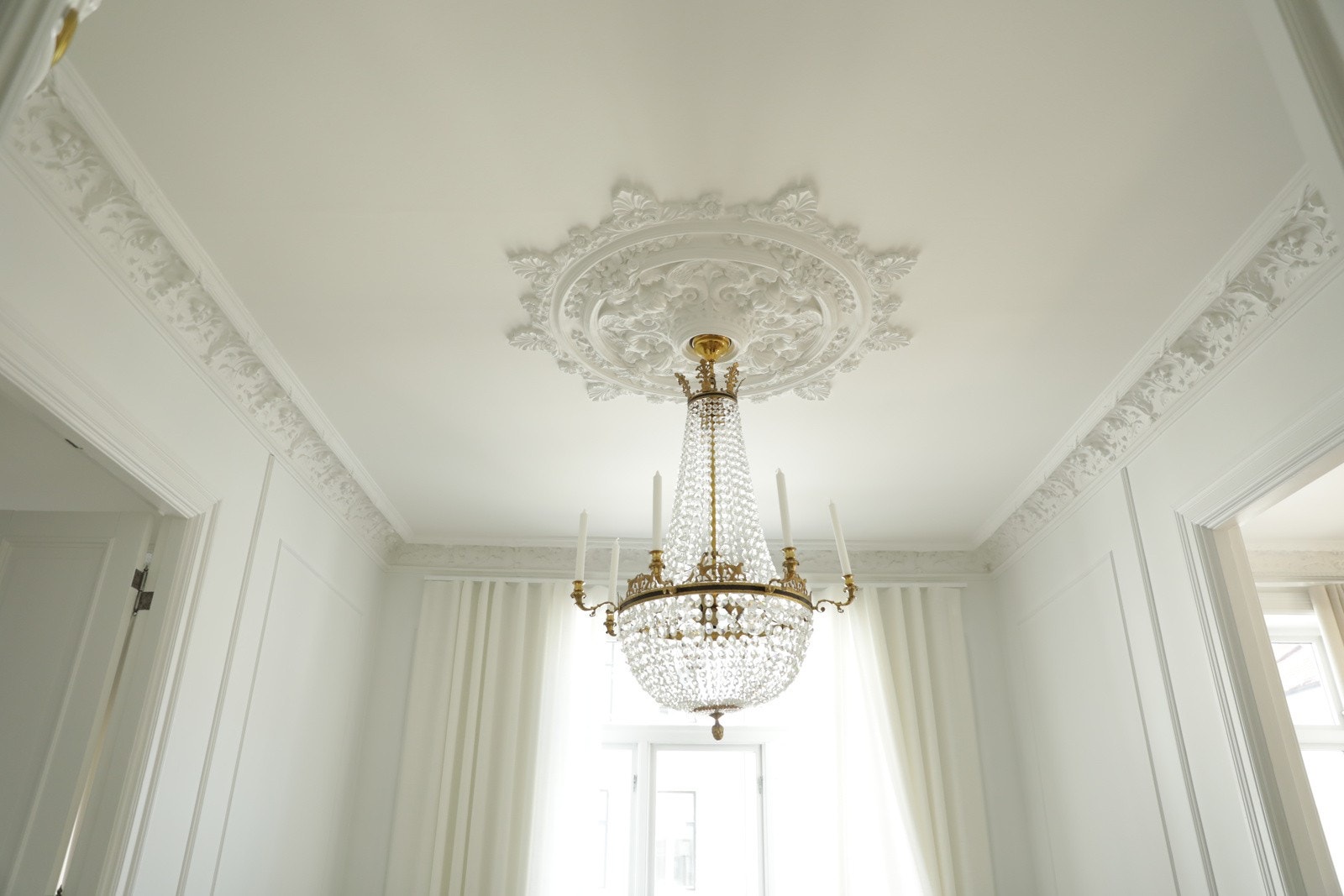 Klassiske og nydelige detaljer. Galleribilde