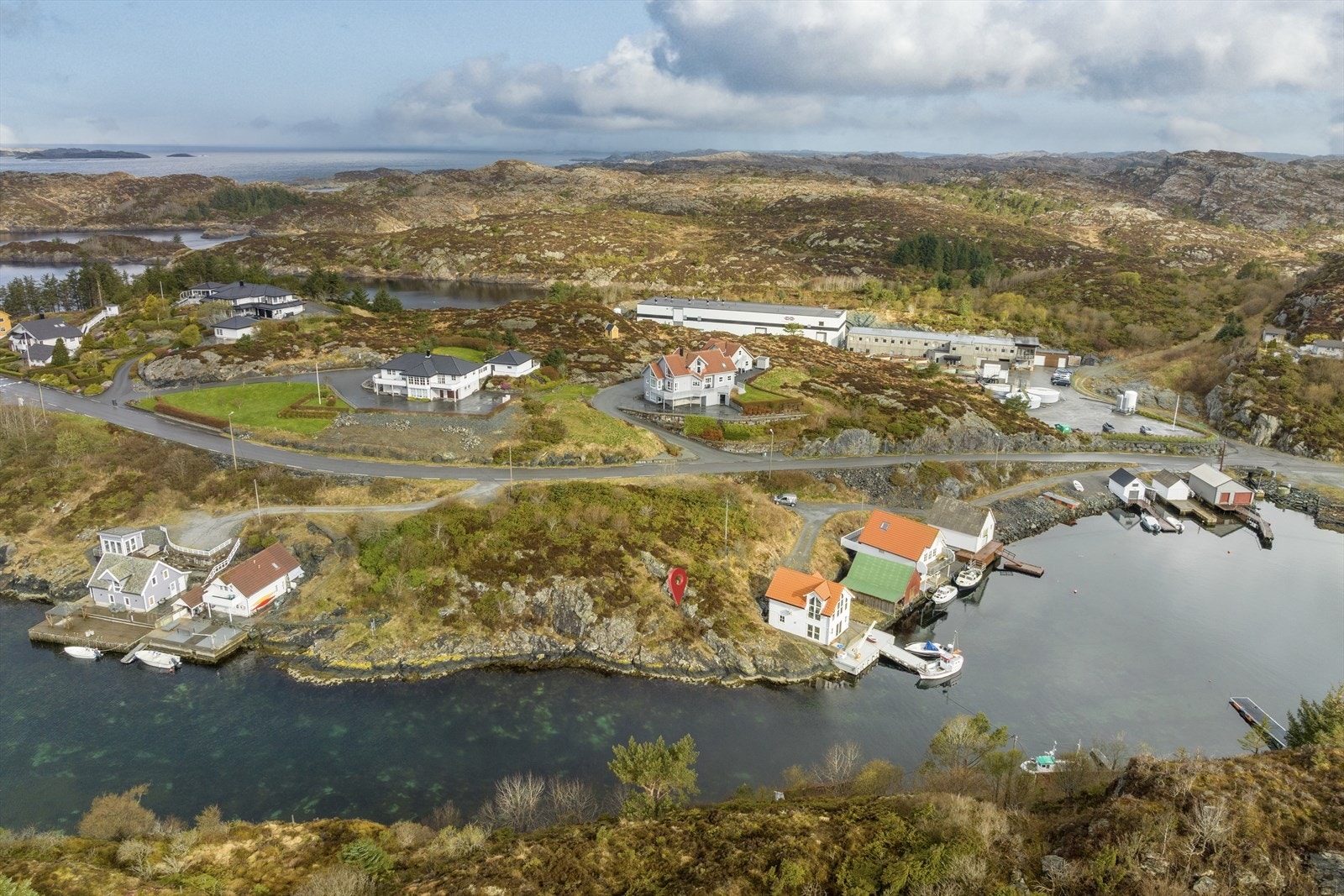 Tomten ligger i Eidesvik Galleribilde