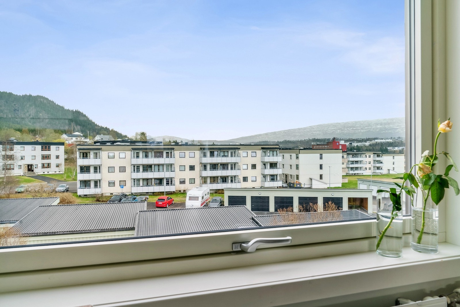 Utsikt fra kjøkkenet Galleribilde