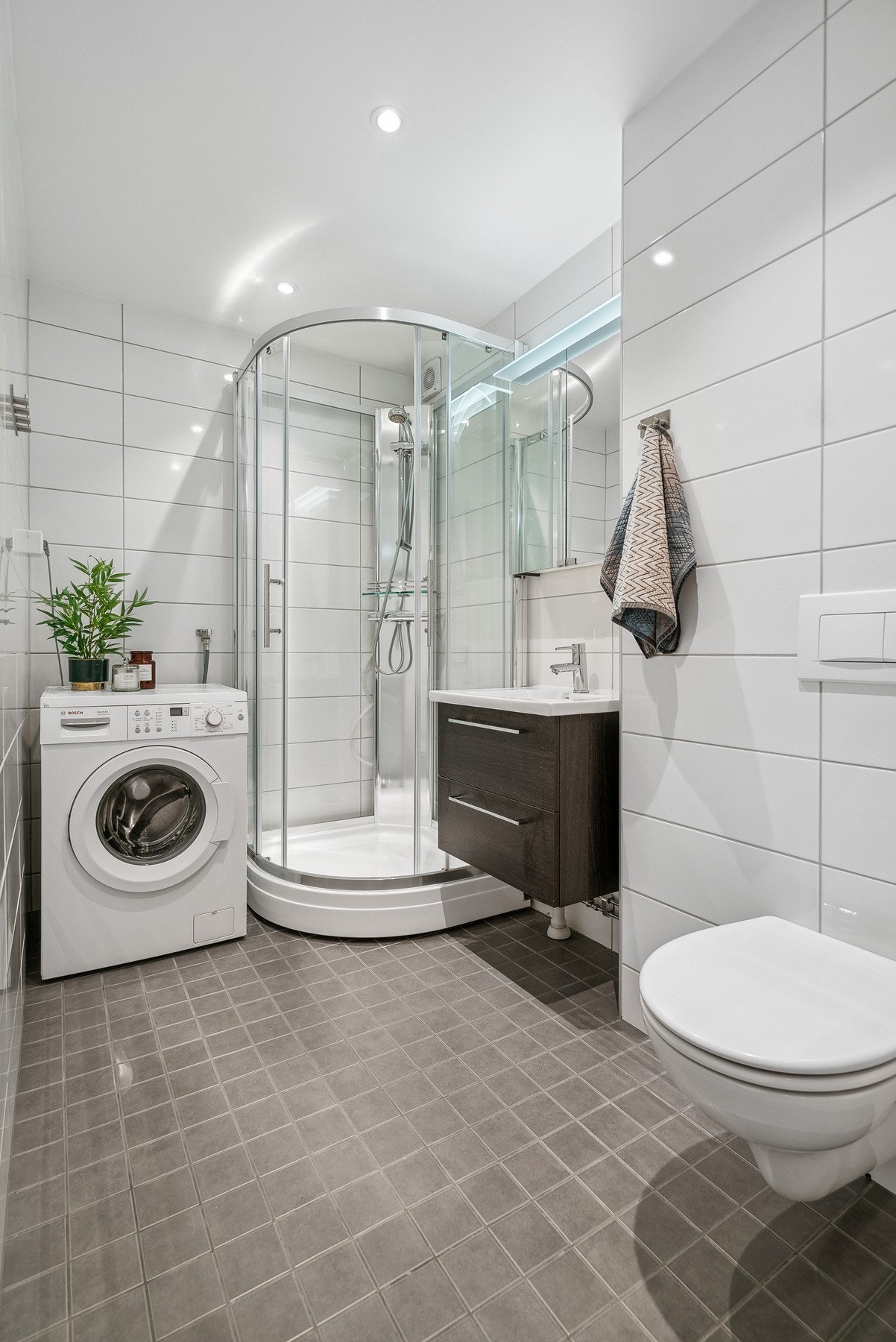 Pent og praktisk bad Galleribilde