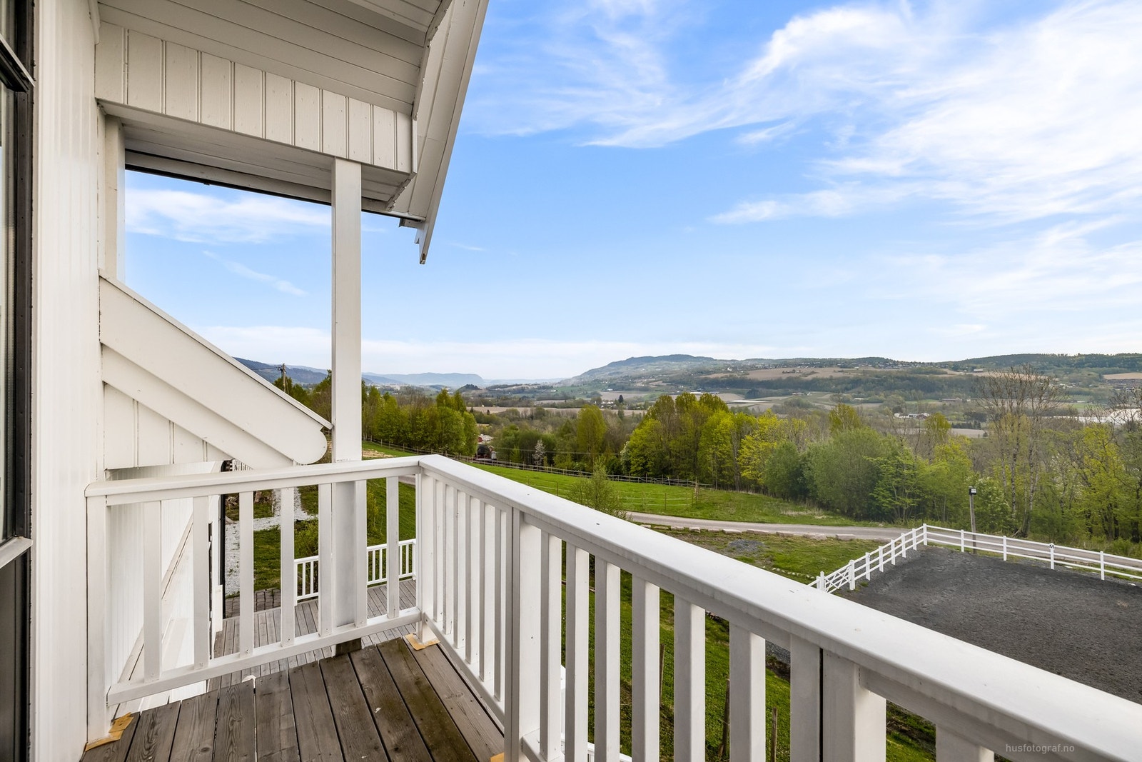 Utsikt fra balkongen i 2. etg. Galleribilde
