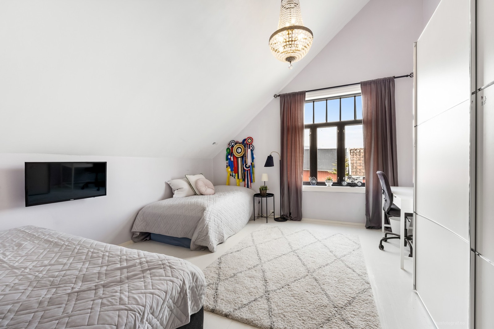 Soverom nr. 5 i 2. etg. Galleribilde