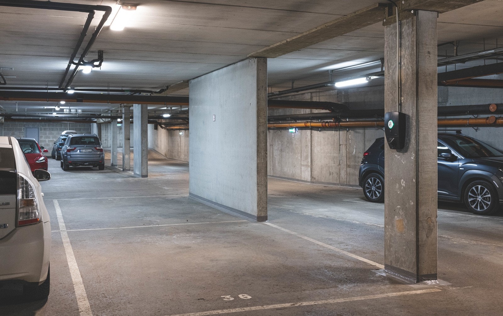 Det medfølger biloppstillingsplass i felles garasjeanlegg med EL-lader. Galleribilde