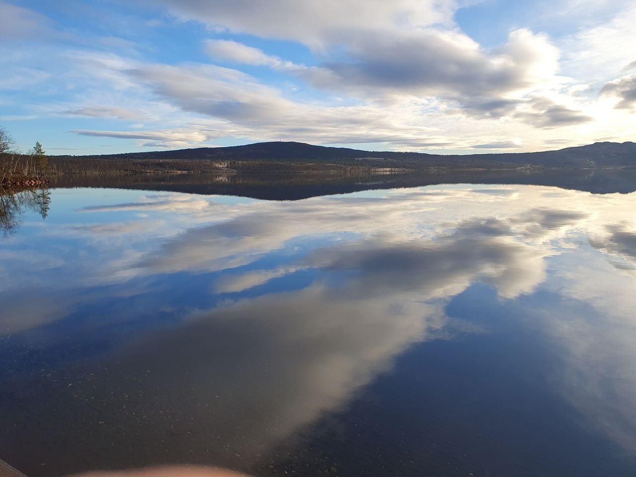 Djupsjøen rett ved. Galleribilde