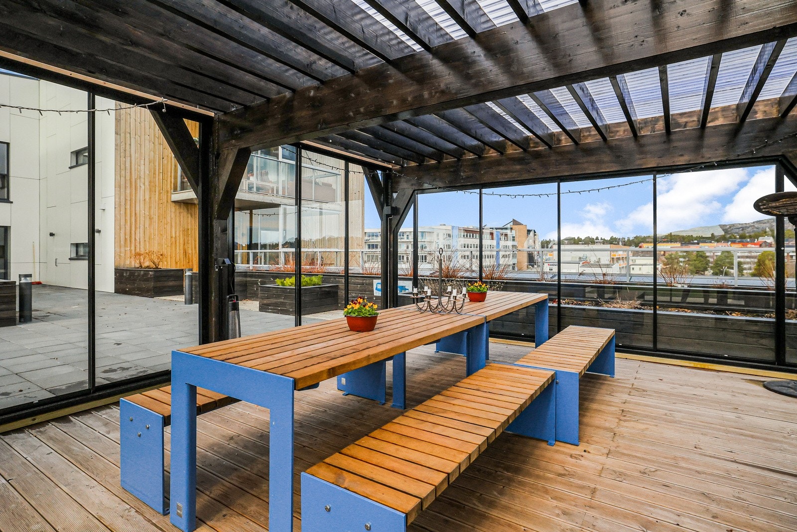 Innglasset pergola på takterrassen Galleribilde
