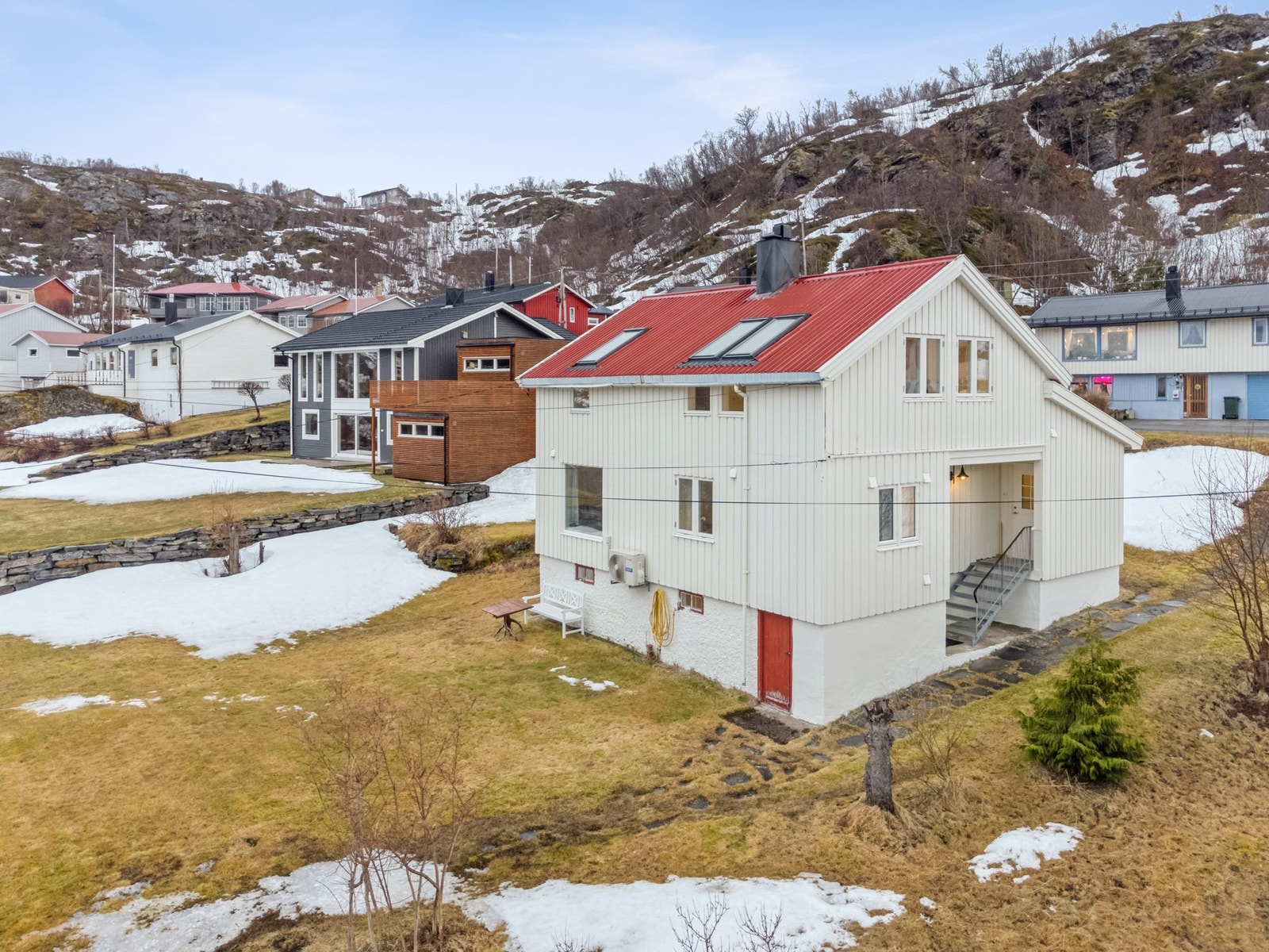 Eiendommen ligger fint til Galleribilde
