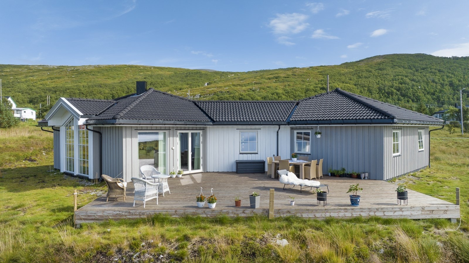 Velkommen til Torsvågveien 2008 presentert av Marie Traasdahl Hansen v/ Garanti Eiendomsmegling Galleribilde