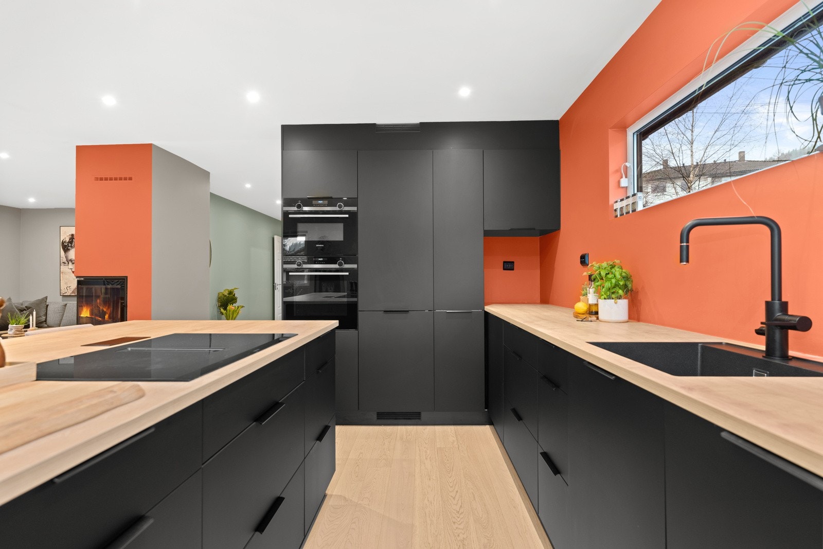 God skap -og arbeidsplass Galleribilde