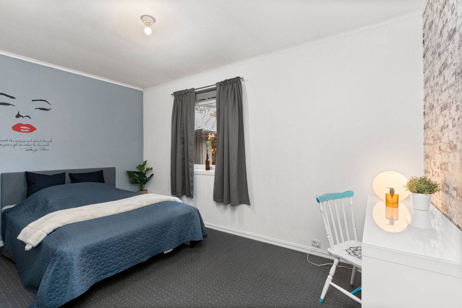 Sov. nr. 2 Galleribilde