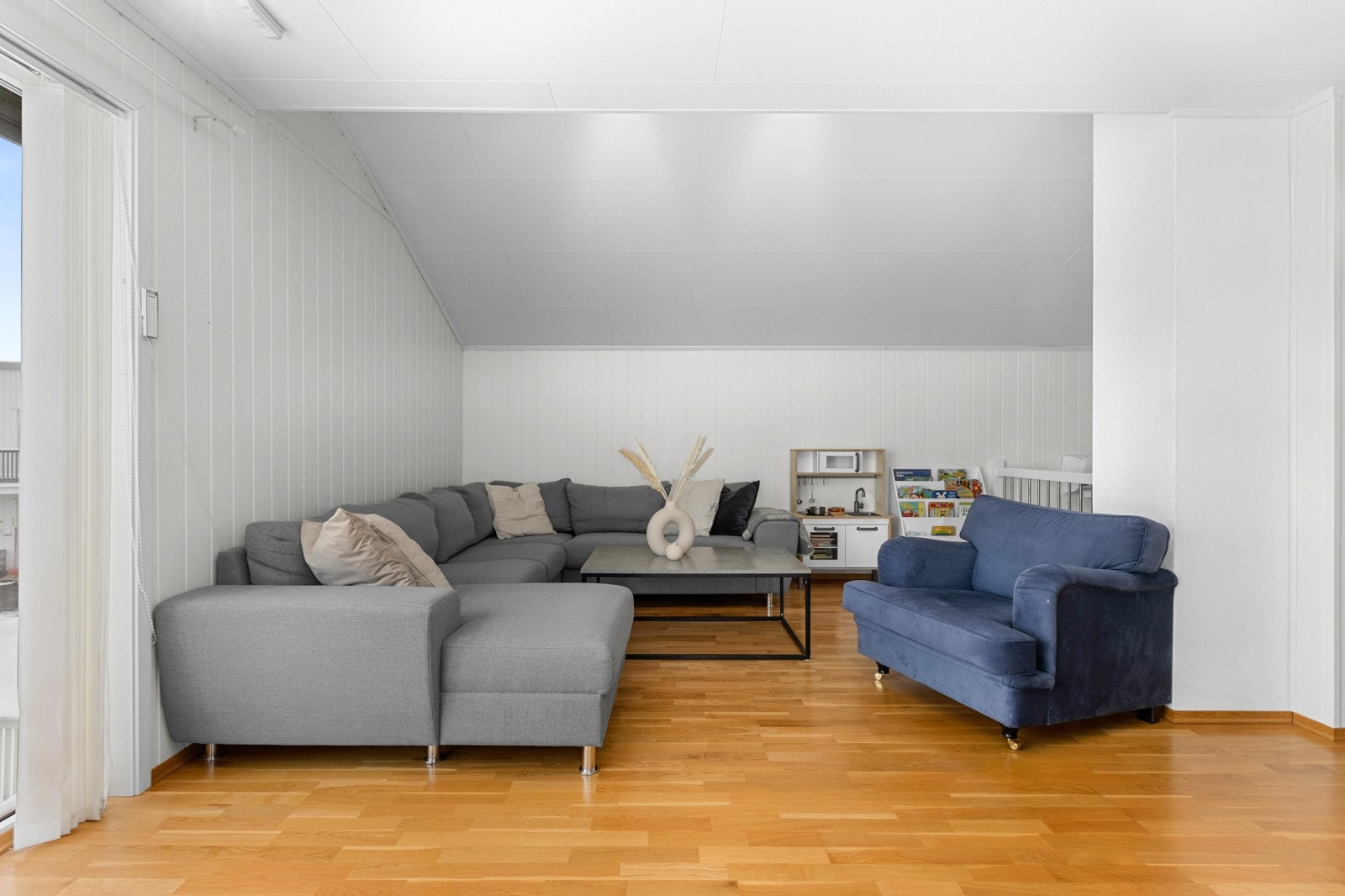 Loftstue Galleribilde