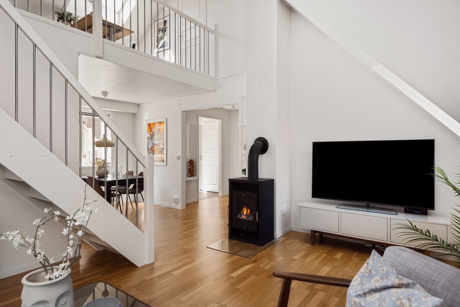 Vedovn sørger for fin stemning og behagelig oppvarming på de kaldeste dagene. Galleribilde