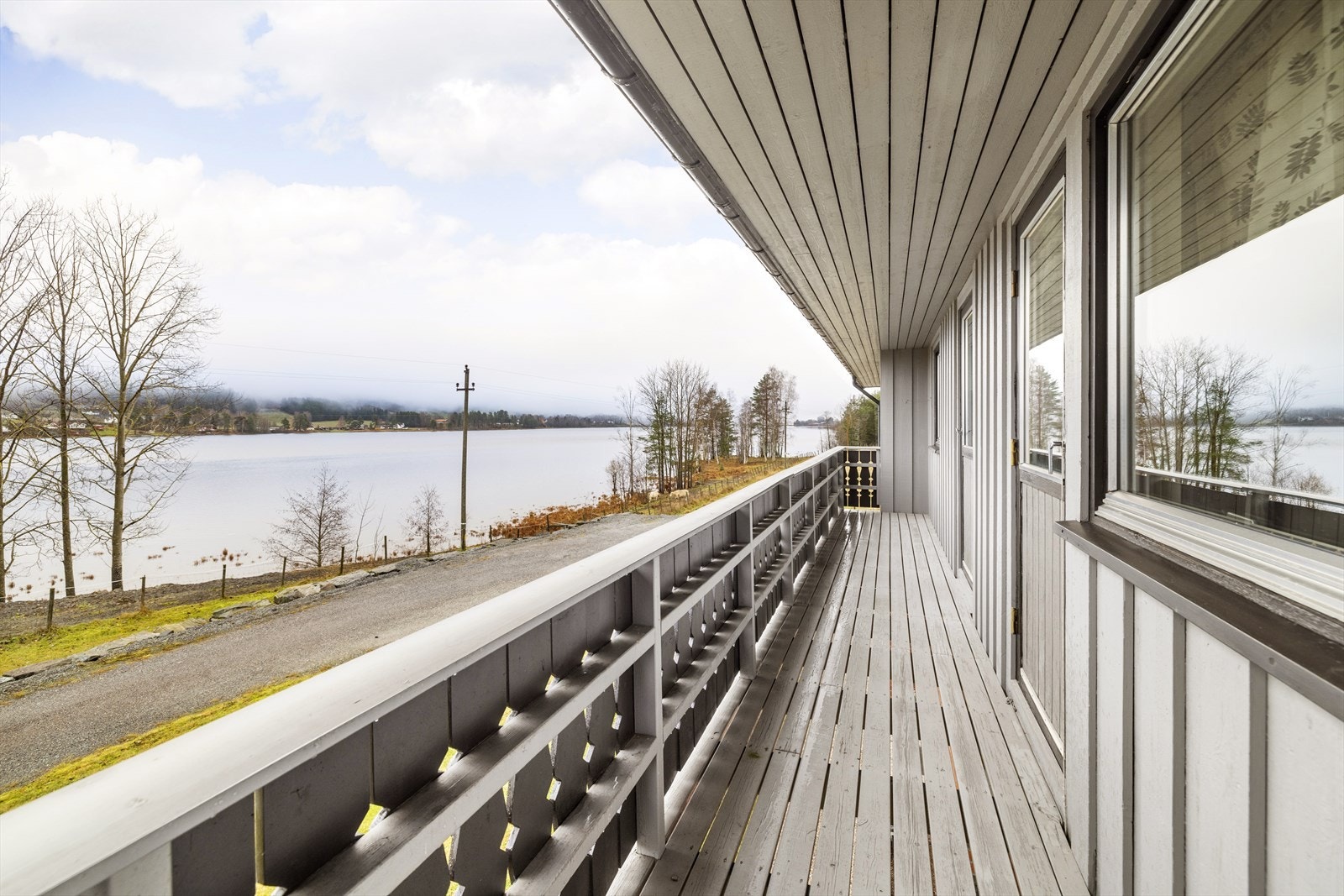 Veranda. Galleribilde