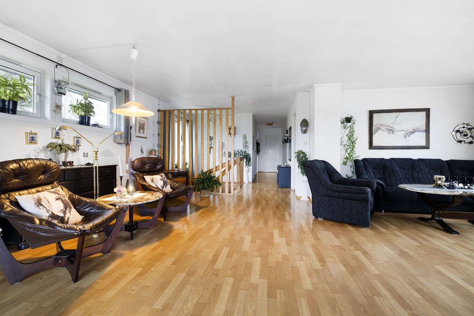 Stue med god plass til møblering. Galleribilde