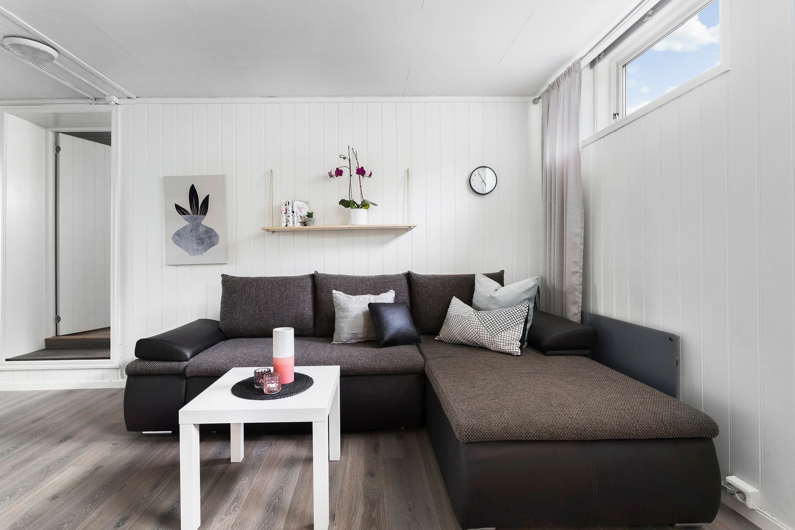Liten leilighet - Stue pusset opp i 2020. Galleribilde