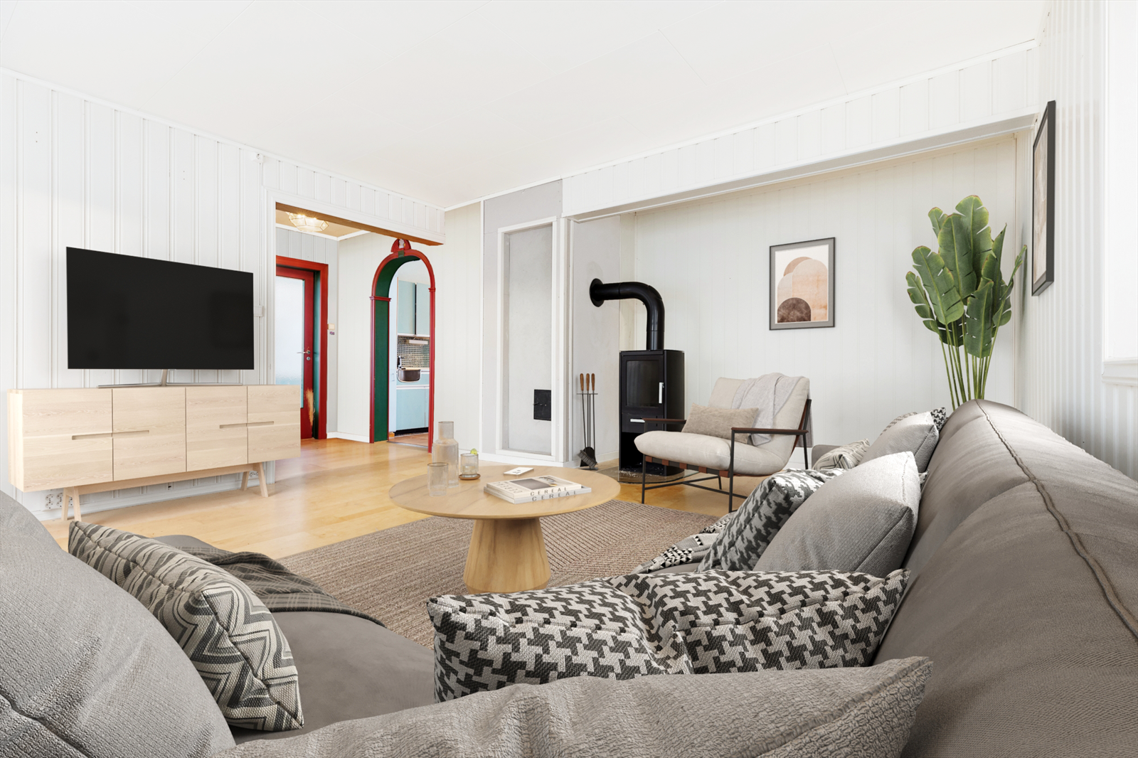 Boligen har en romslig stue med peis. Bilder er digitalt manipulert og er en illustrasjon. Møbler og annen innredning er (3D) satt inn digitalt. Bildene er kun ment å illustrere mulighetene i boligen og gjenspeiler ikke dagens situasjon. Galleribilde