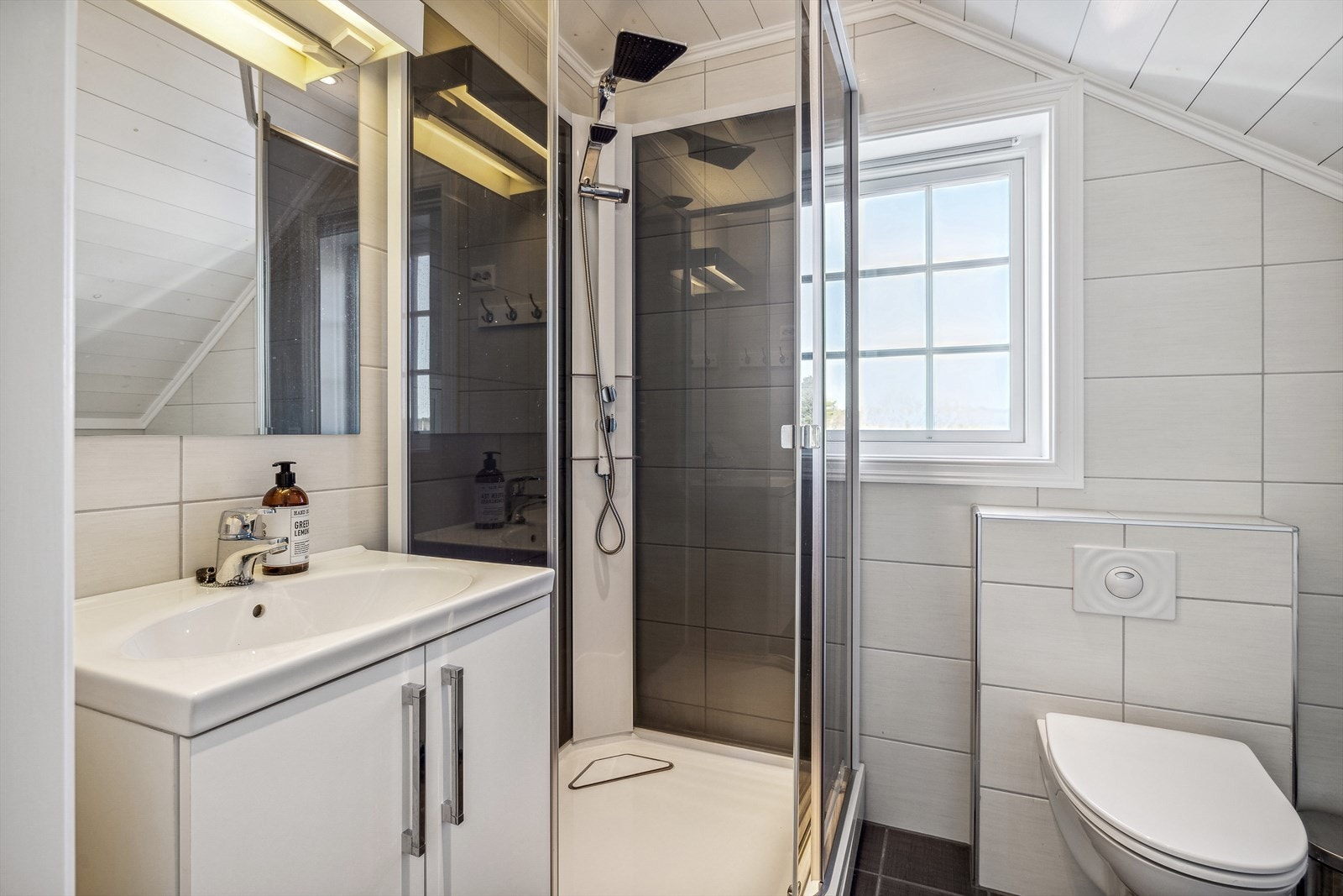 Baderom i 2. etg. Galleribilde