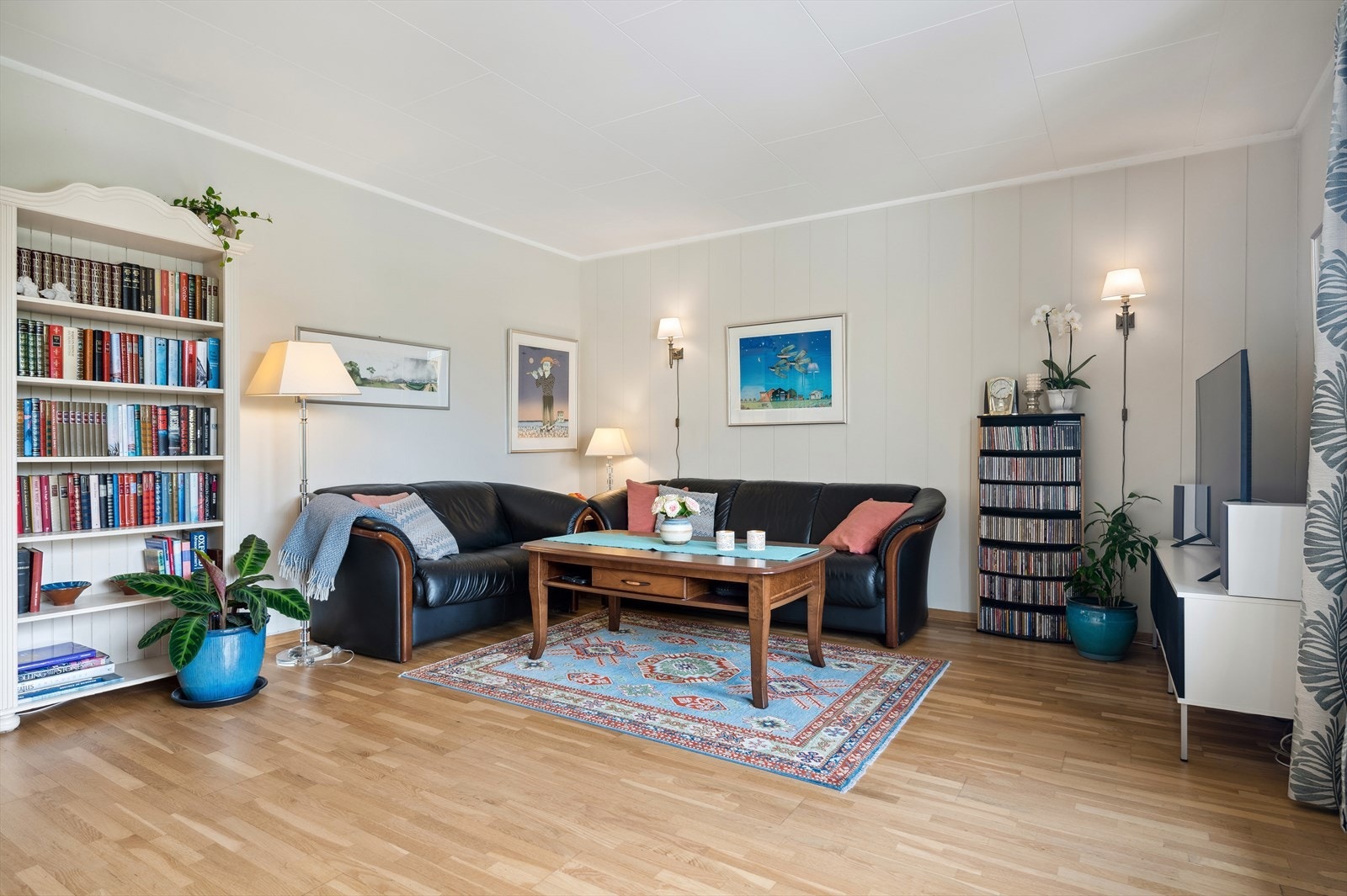 Her har du mulighet for å skape en åpen stue- og kjøkkenløsning. Galleribilde