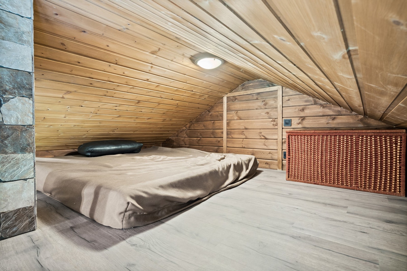 Hems med adkomst fra stuen. Galleribilde