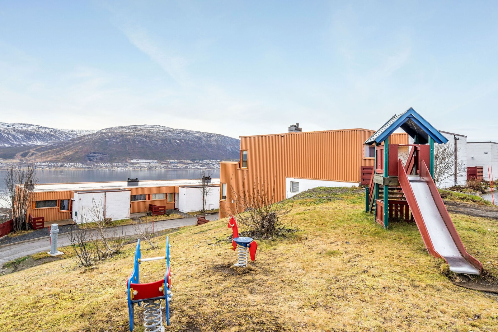 Området er barnevennlig og populært. Galleribilde