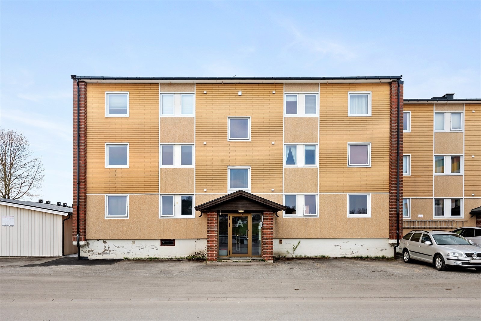 REDE Eiendomsmegling har den glede å presentere Skolealleen 3A. Galleribilde
