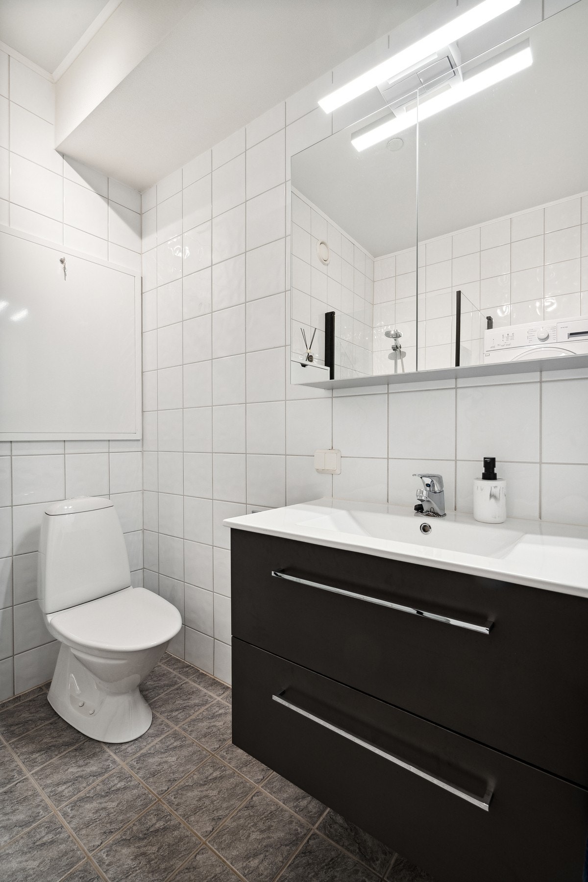 Fra entreen gå man også inn til badet Galleribilde