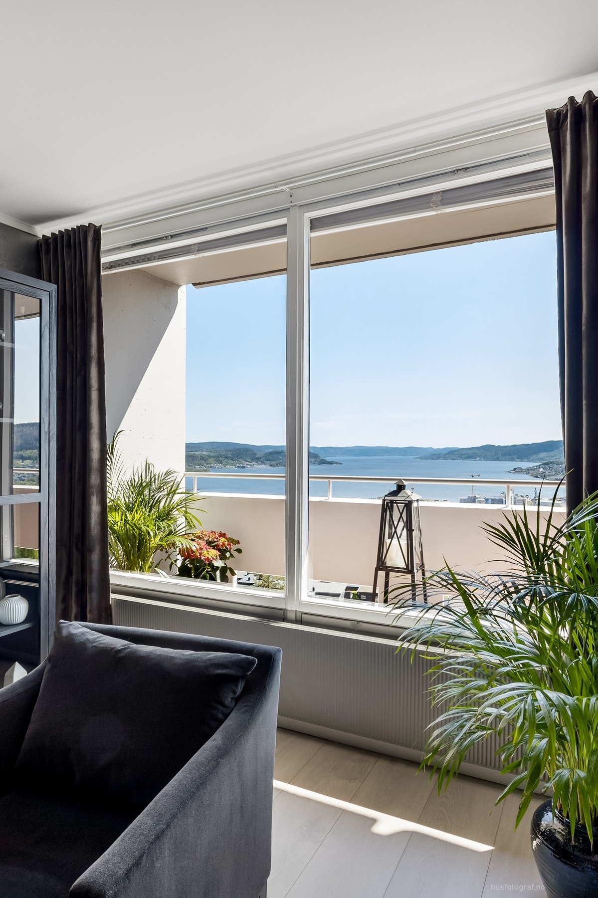 Utsikten fra stue. Galleribilde