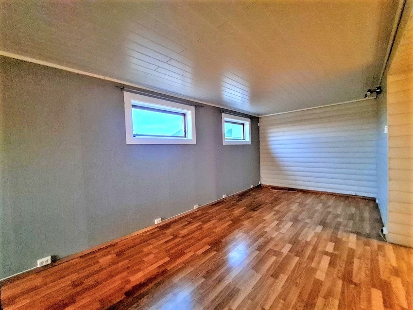 Stuen står klar til å møbleres av deg! Galleribilde