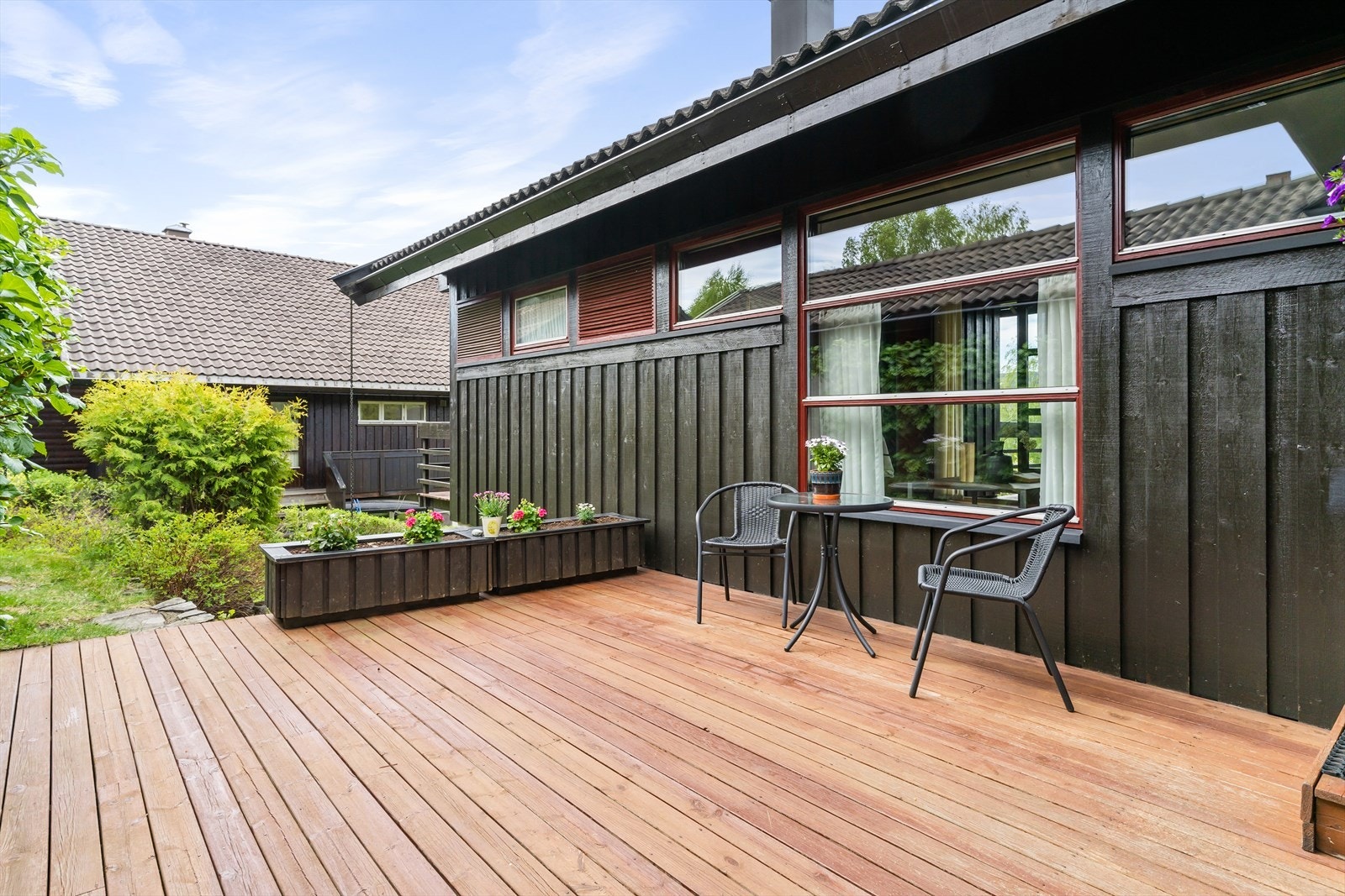 Terrasse ved kjøkkenet .. Galleribilde