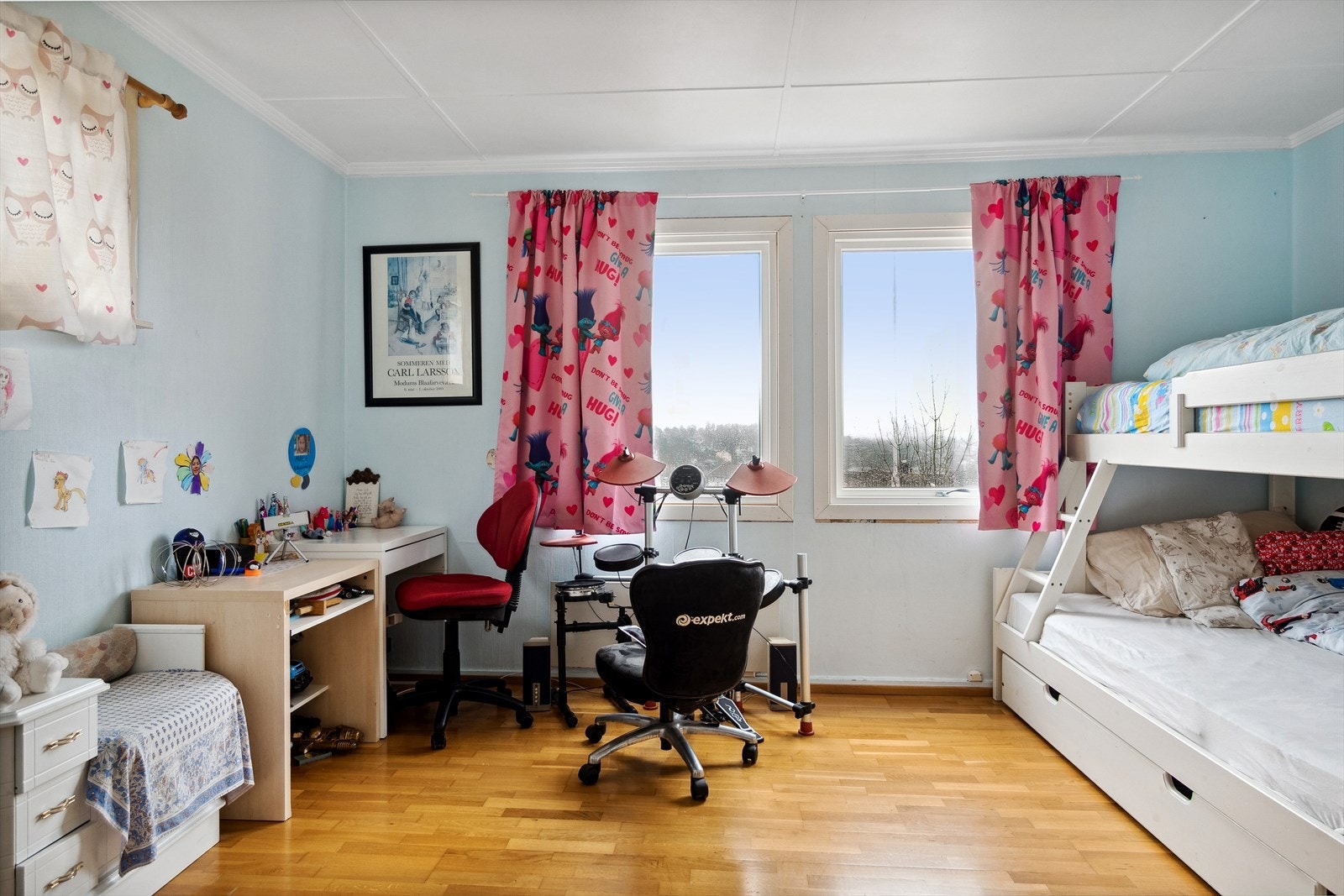 Soverom 1. etasje, tidligere vært to rom. Galleribilde