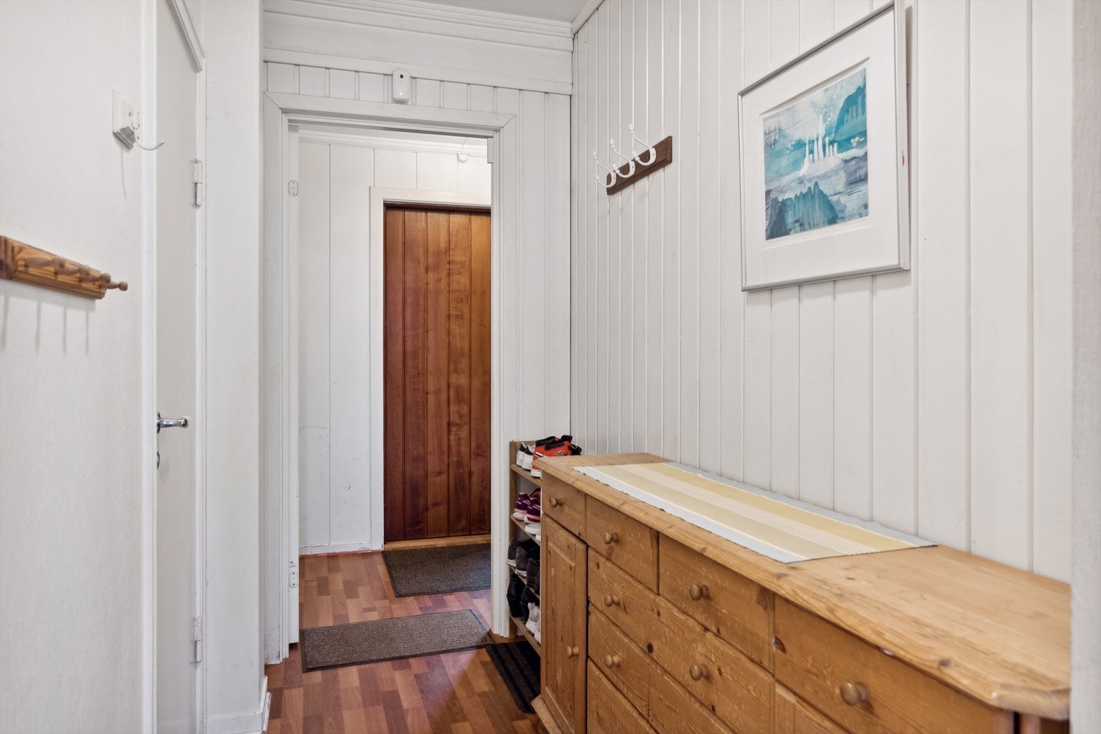 Vindfang ytterst, mellomgang til 1. etasje. Galleribilde