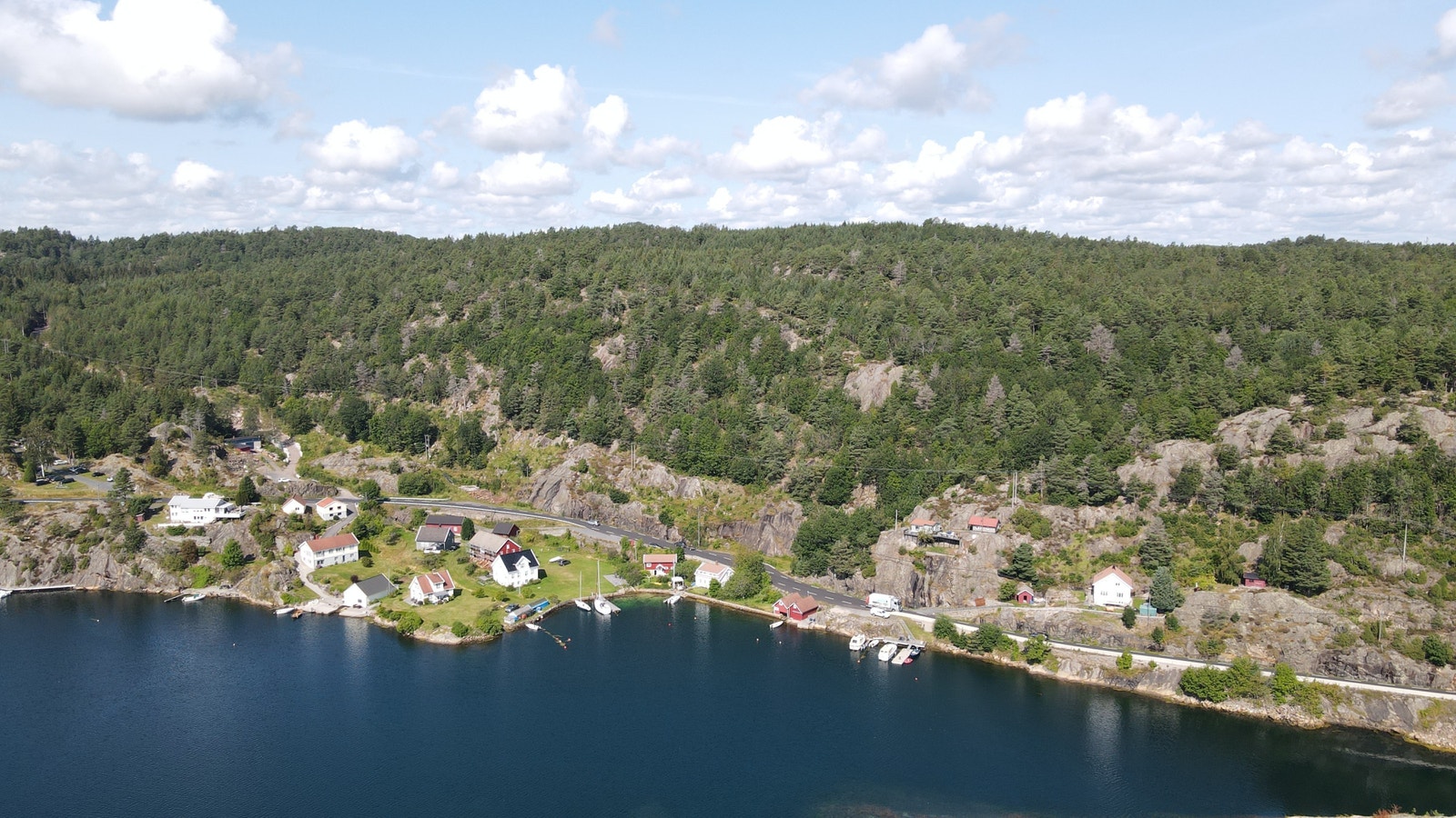Sørlandsleia hyttefelt sett fra luften Galleribilde
