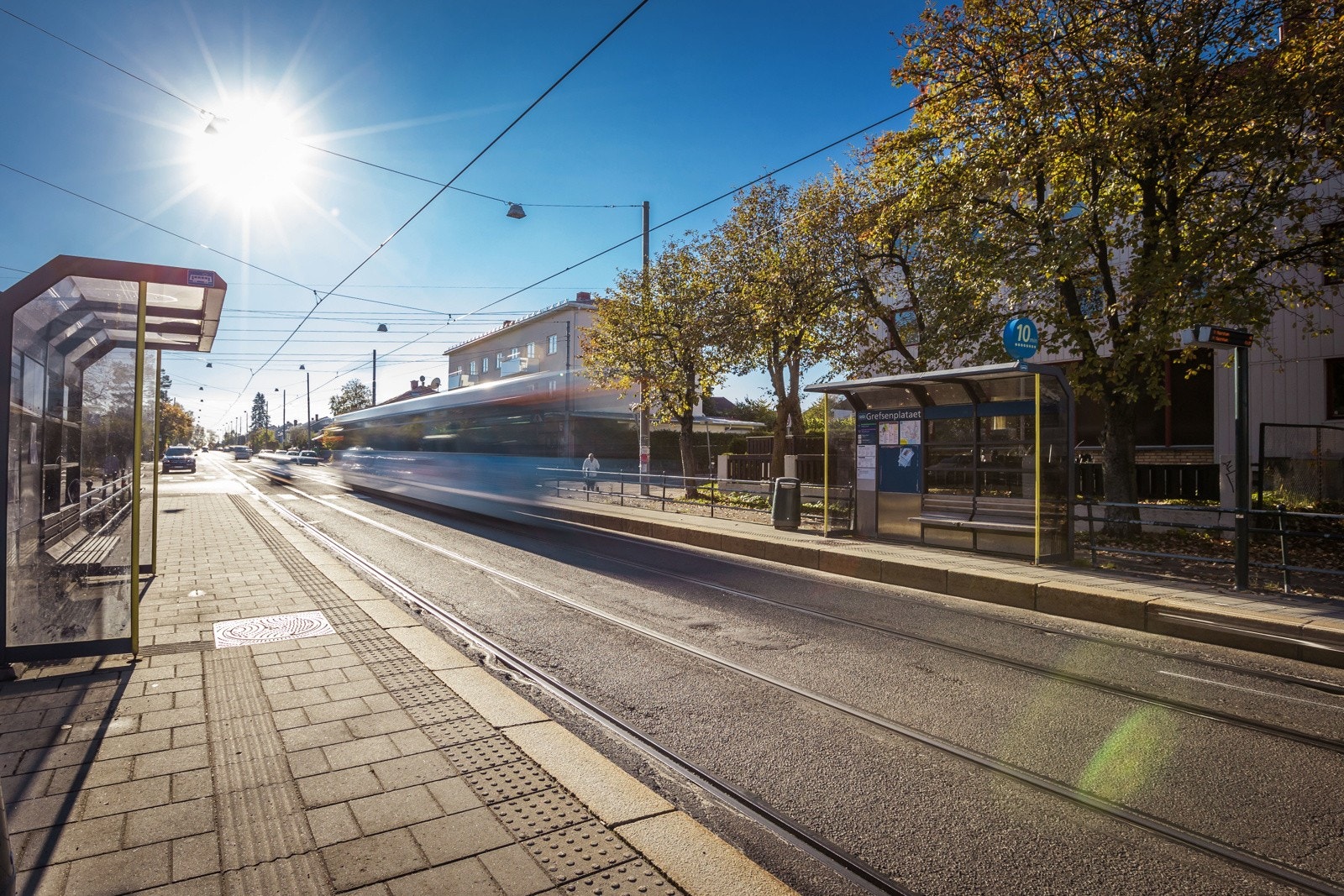 Kort vei til trikken på Grefsenplatået. Galleribilde