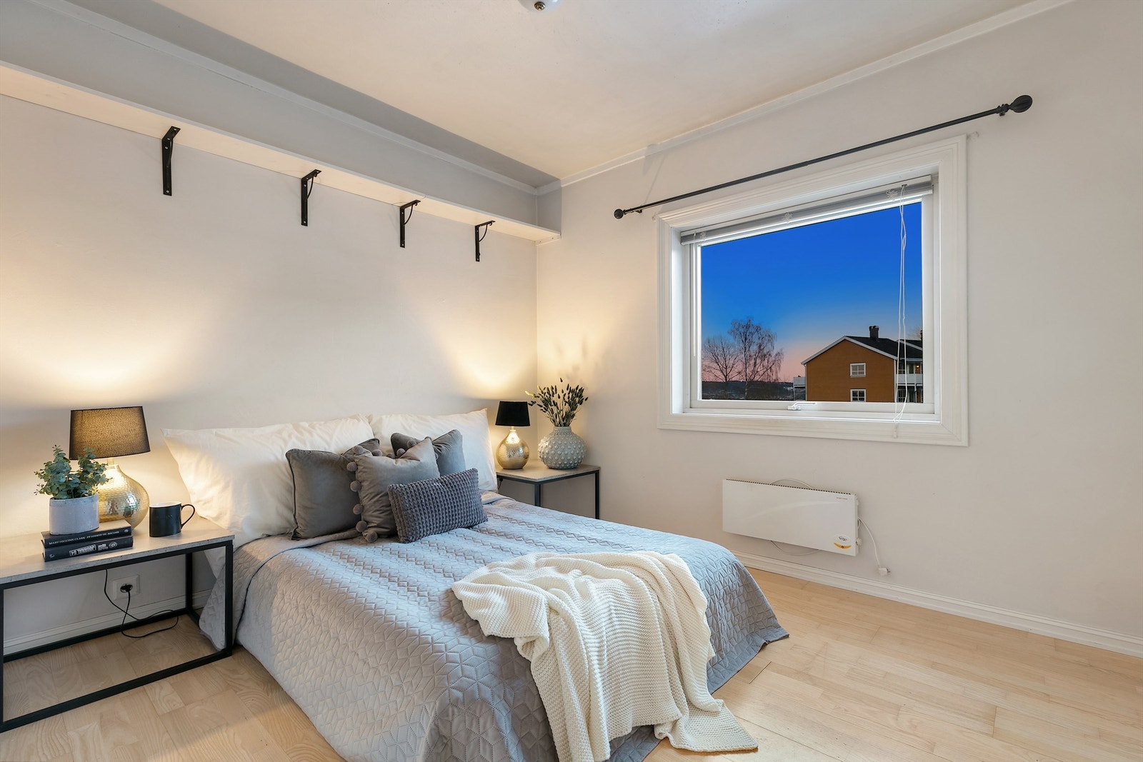 Soverom 1 (1.etg) Galleribilde