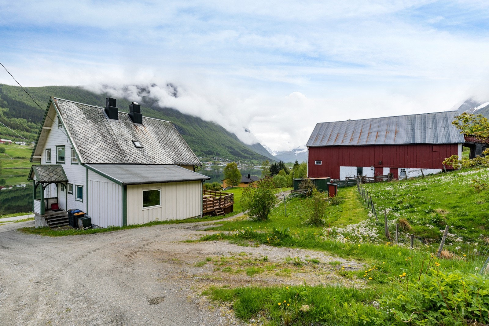 Boligen har tilbygg fra 1975. Galleribilde