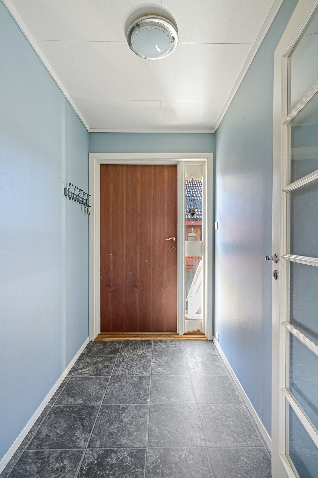 Inngangsparti med belegg på gulv Galleribilde