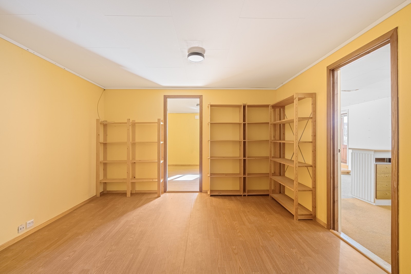 Gang i underetasjen Galleribilde