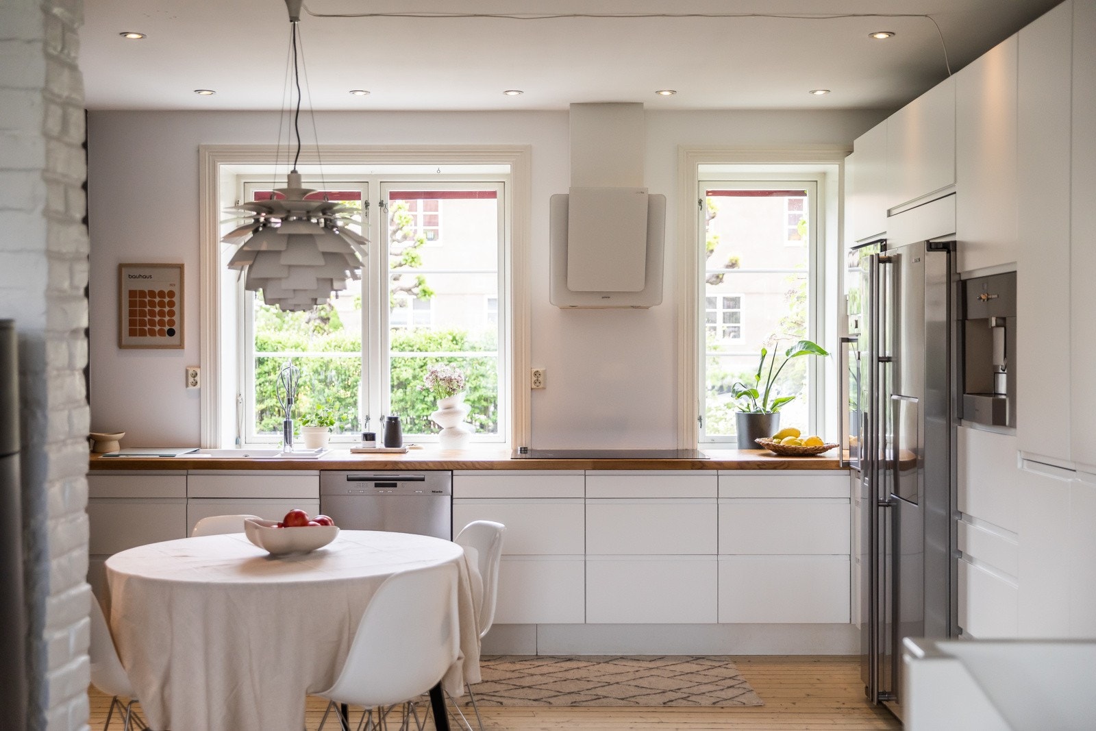 Kjøkkenet har en innredning som var ny i 2009 Galleribilde