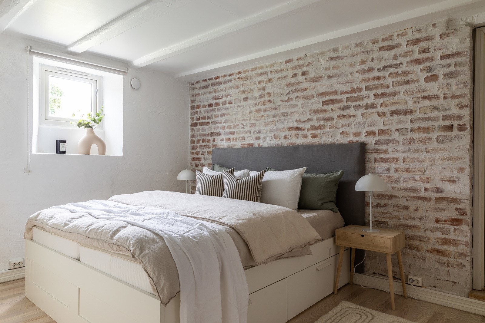 Boligen har tre gode soverom Galleribilde