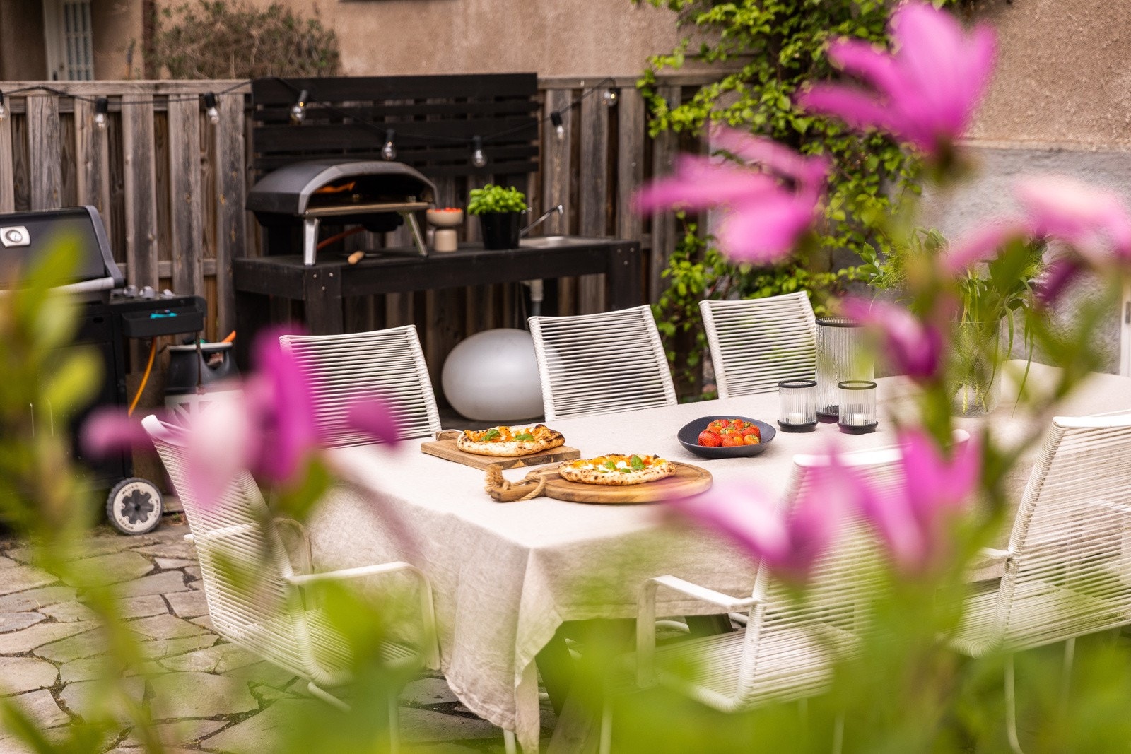 Hagen er et herlig sted å tilbringe lange og solfylte sommerdager Galleribilde