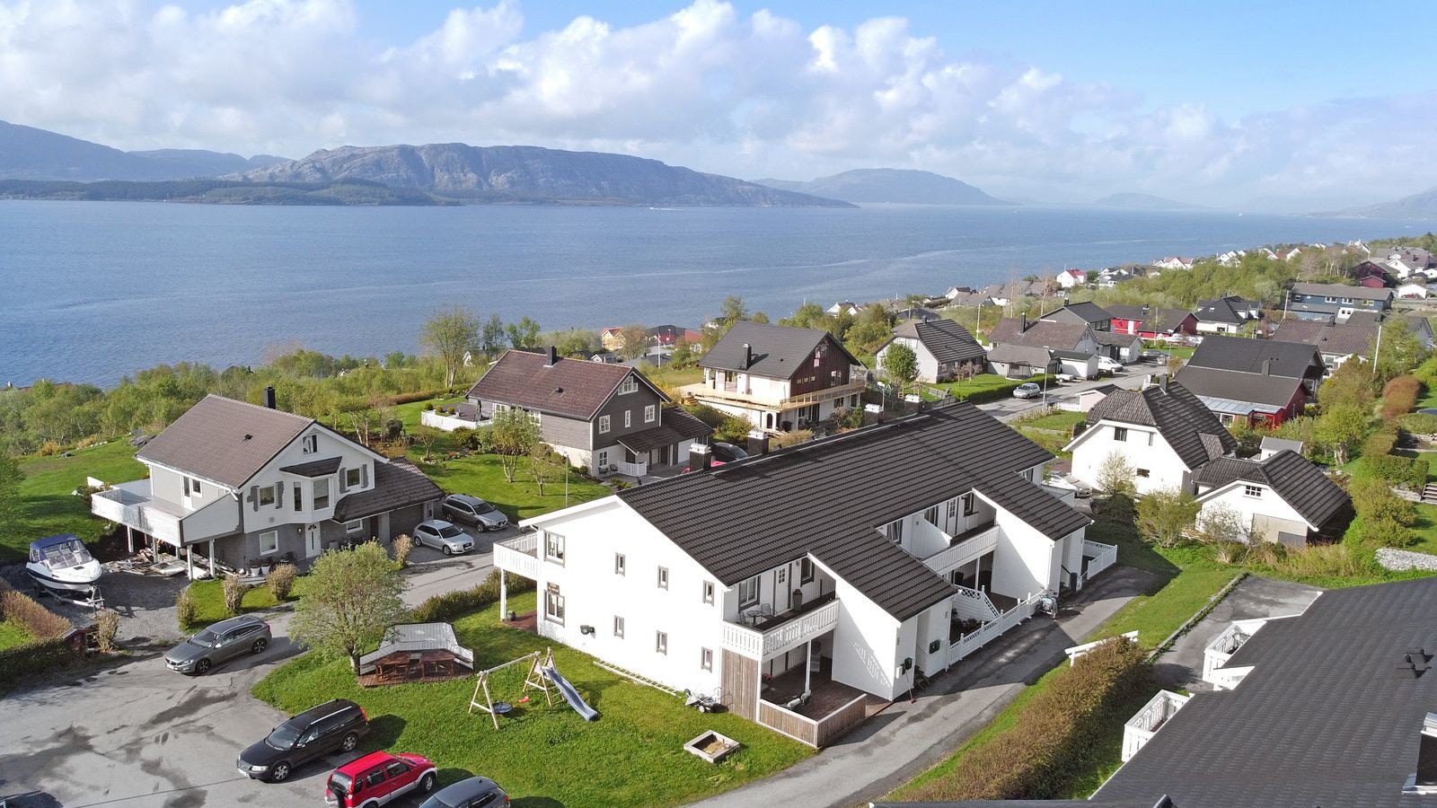 Vi har for salg en flott leilighet i ett velholdt sameie Galleribilde