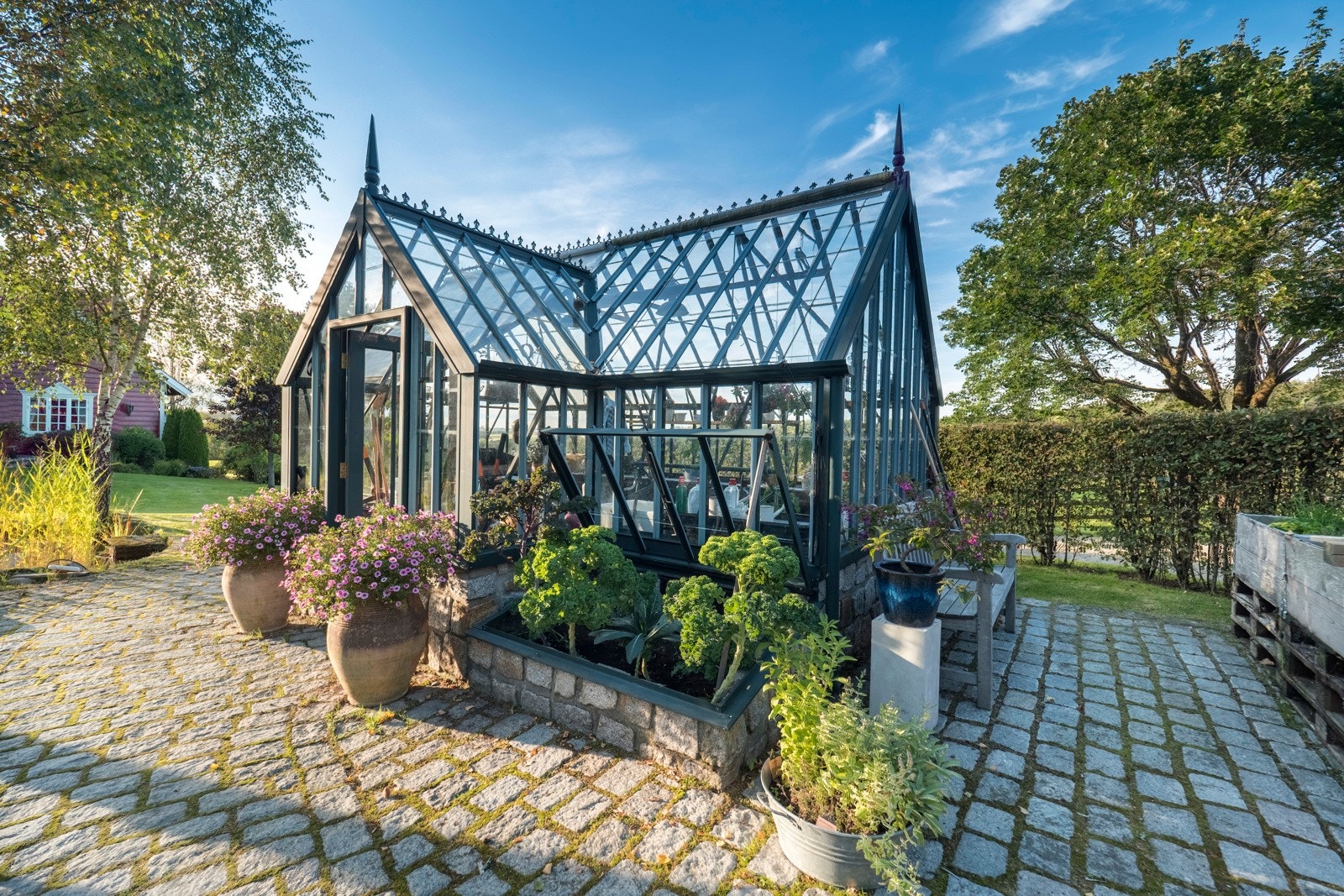 Vakkert veksthus oppført i 2001 Galleribilde