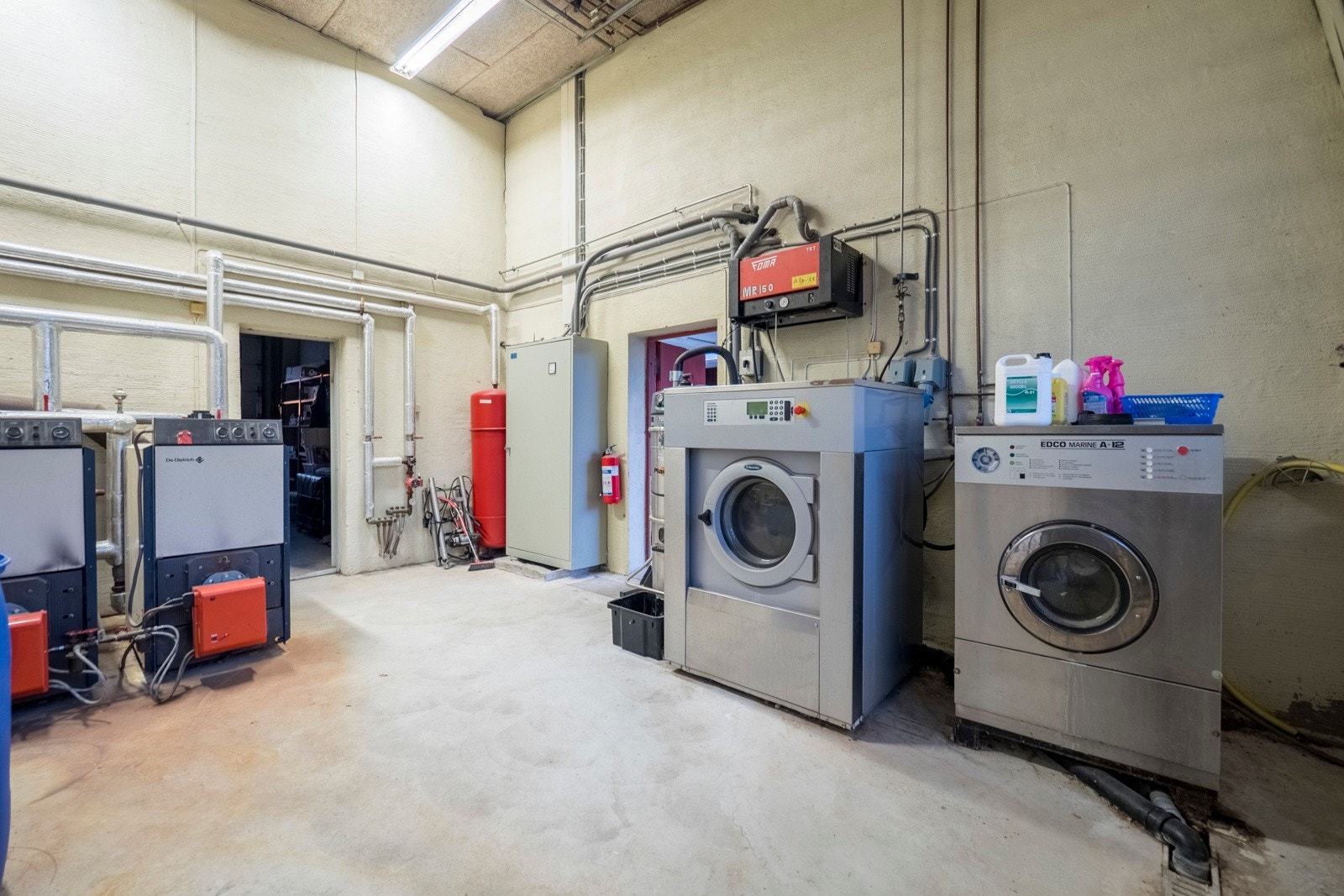 Industrivaskemaskiner Galleribilde