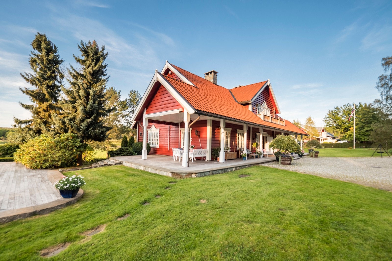 Flere overbygde terrasser Galleribilde