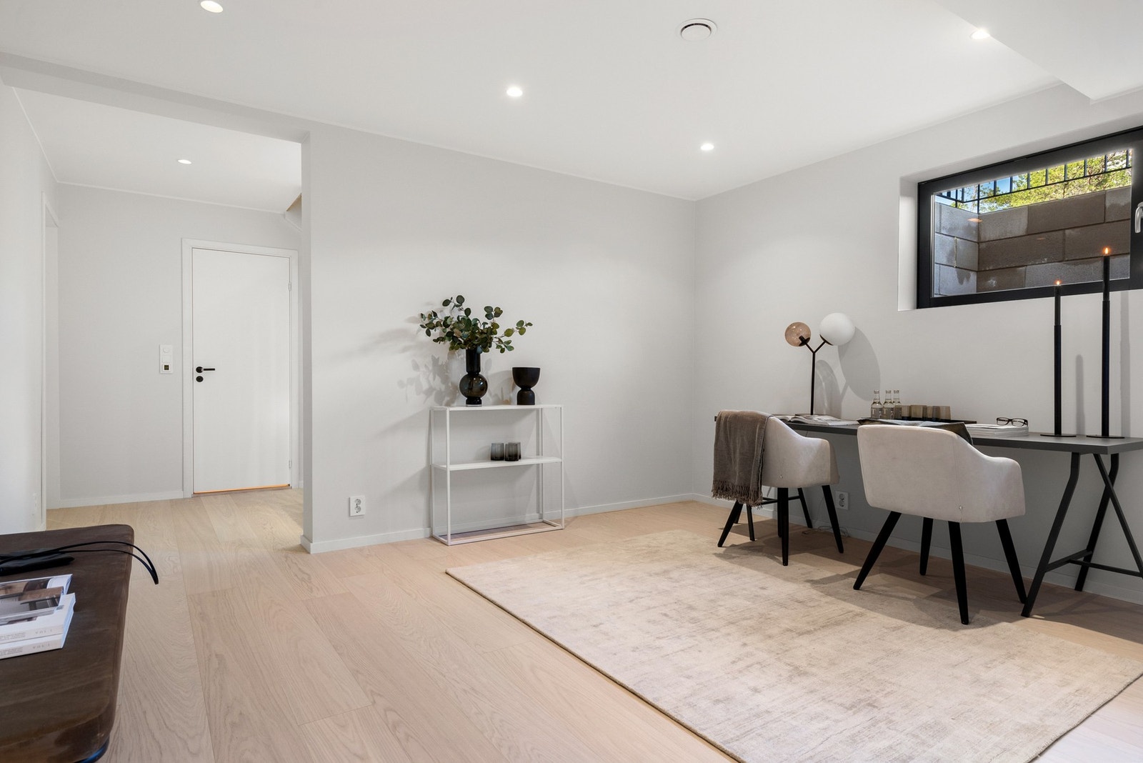 Oppholdsrom i underetasjen, flott for dem med barn i hus Galleribilde