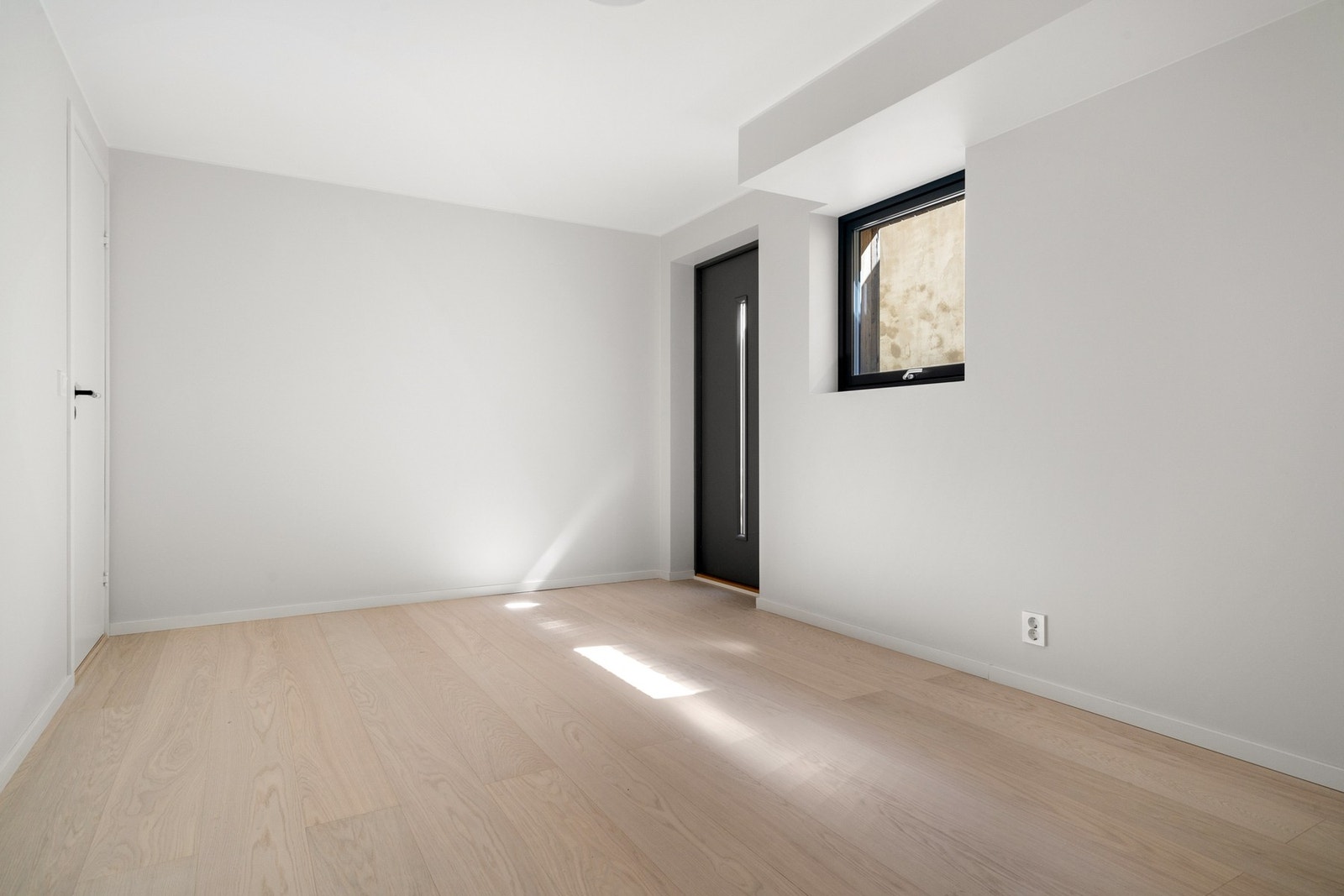 Disponibelt rom kan bli det perfekte kontor, hobbyrom etc Galleribilde