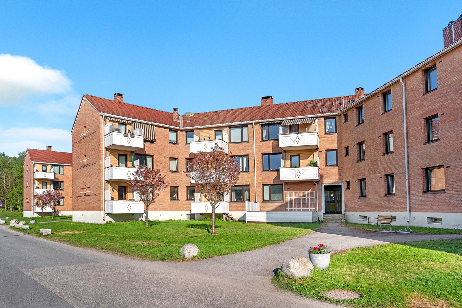 Leiligheten har en god intern beliggenhet i borettslaget. Galleribilde