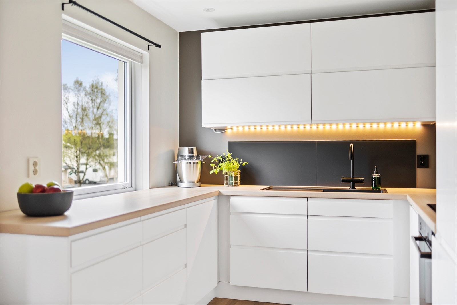 Her ligger alt til rette for at kokken kan trives! Galleribilde