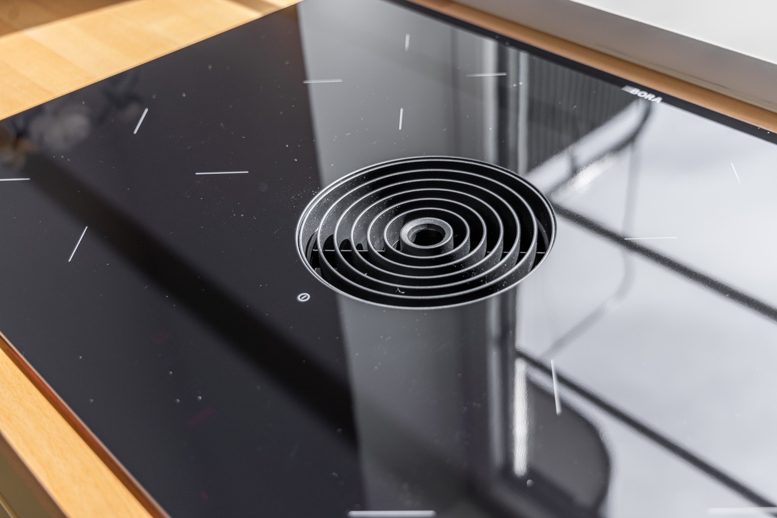 Induksjonstopp med integrert ventilasjon Galleribilde